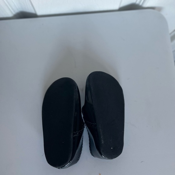 Bundle- toddlers size 3 and 1 dress shoes - Picture 5 of 10